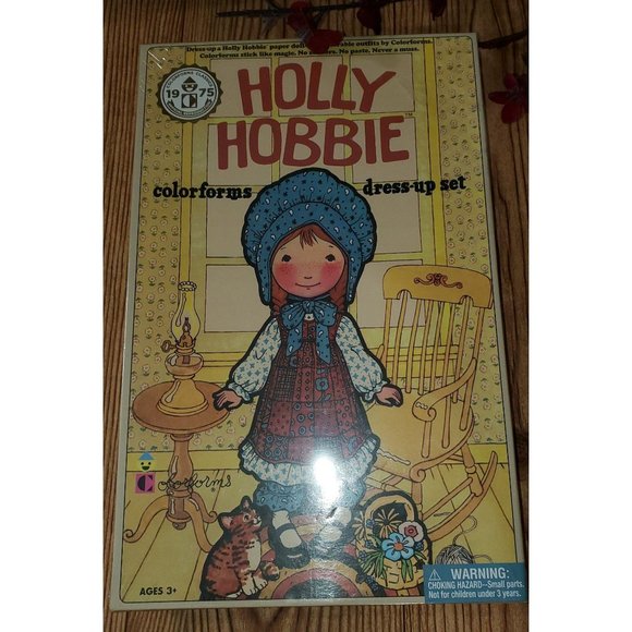 Holly & Robbie Hobby Set With Bonus Colorforms - Picture 4 of 6